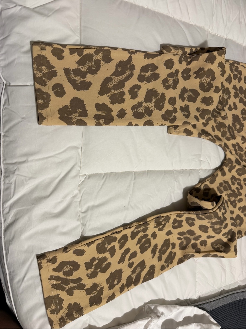 Body by Raven Tracy Leopard Set - Picture 2 of 8